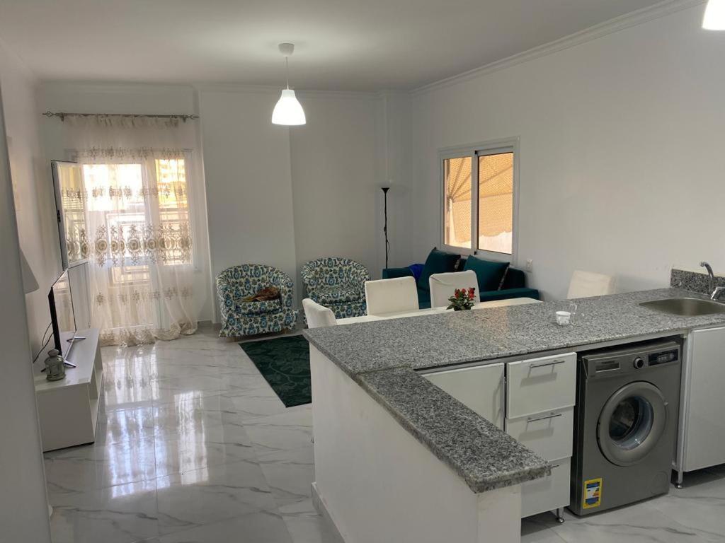 American University Oasis: 3-Bedroom Suite with Garden Cairo Exterior photo